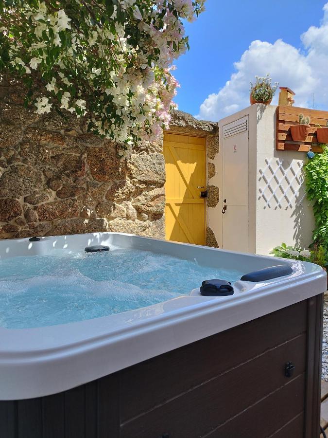 Encanto Casa Com Spa Jacuzzi Open Space Tinalhas Exterior photo